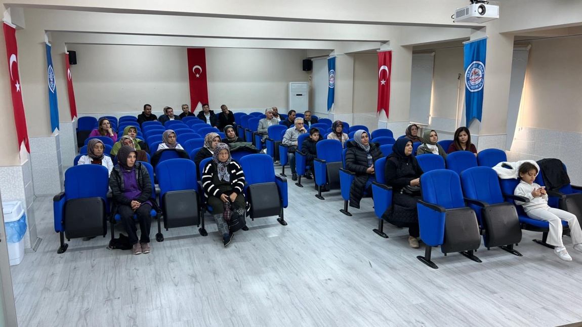 Okul Aile Birliği Toplantısı Yapıldı